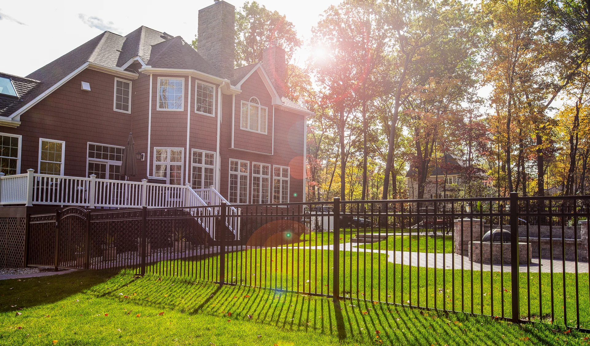 Executive Aluminum fence at residential property